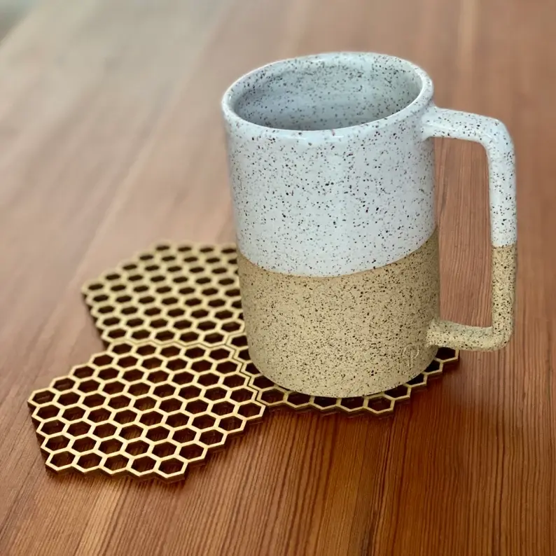 sous verres motif nid d'abeilles.webp
