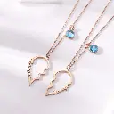 Collier pour couples amis en bois2.webp