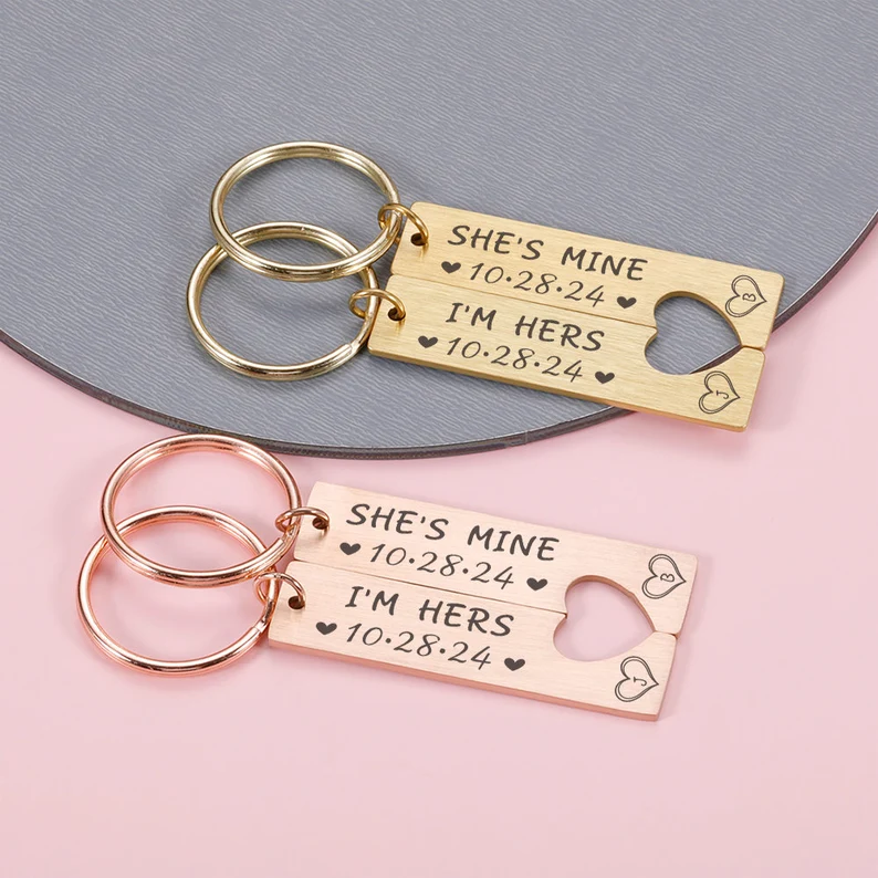paire de Porte-clés personnalisé pour couple, cadeau petite amie en bois