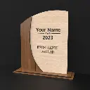 trophée en bois de distinction motifs geométriques