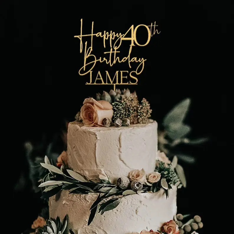 Dessus de gâteaux d'anniversaire personnalisé