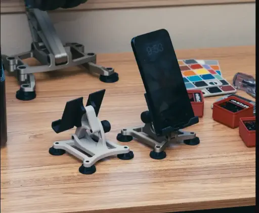 Support de téléphone ajustable