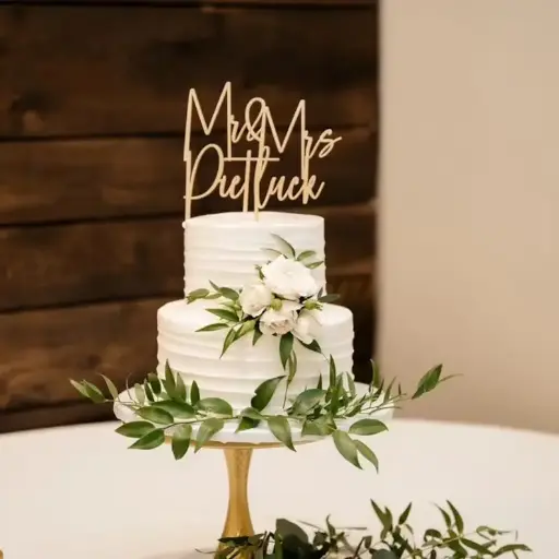 Dessus de gâteau d'anniversaire de mariage personnalisé