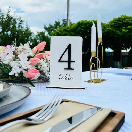 Numéros de table en bois, Mariage rustique