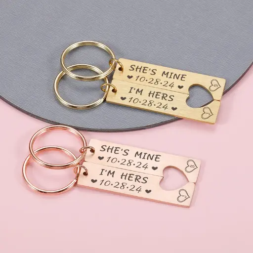 paire de Porte-clés personnalisé pour couple, cadeau petite amie en bois